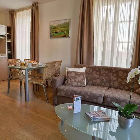 Privilodges Le Royal אנסי