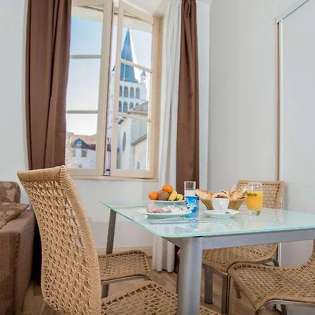 Privilodges Le Royal - Appart hôtel Annecy