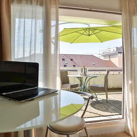 Appart hôtel Privilodges Le Royal - Annecy