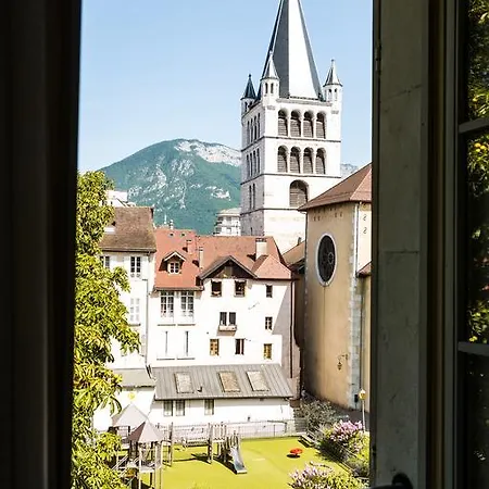 Privilodges Le Royal - 3* Annecy